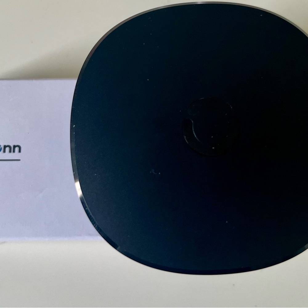 RingConn Smart Ring in Black and Silver — Sleek Health Wearable - Picture 5 of 9